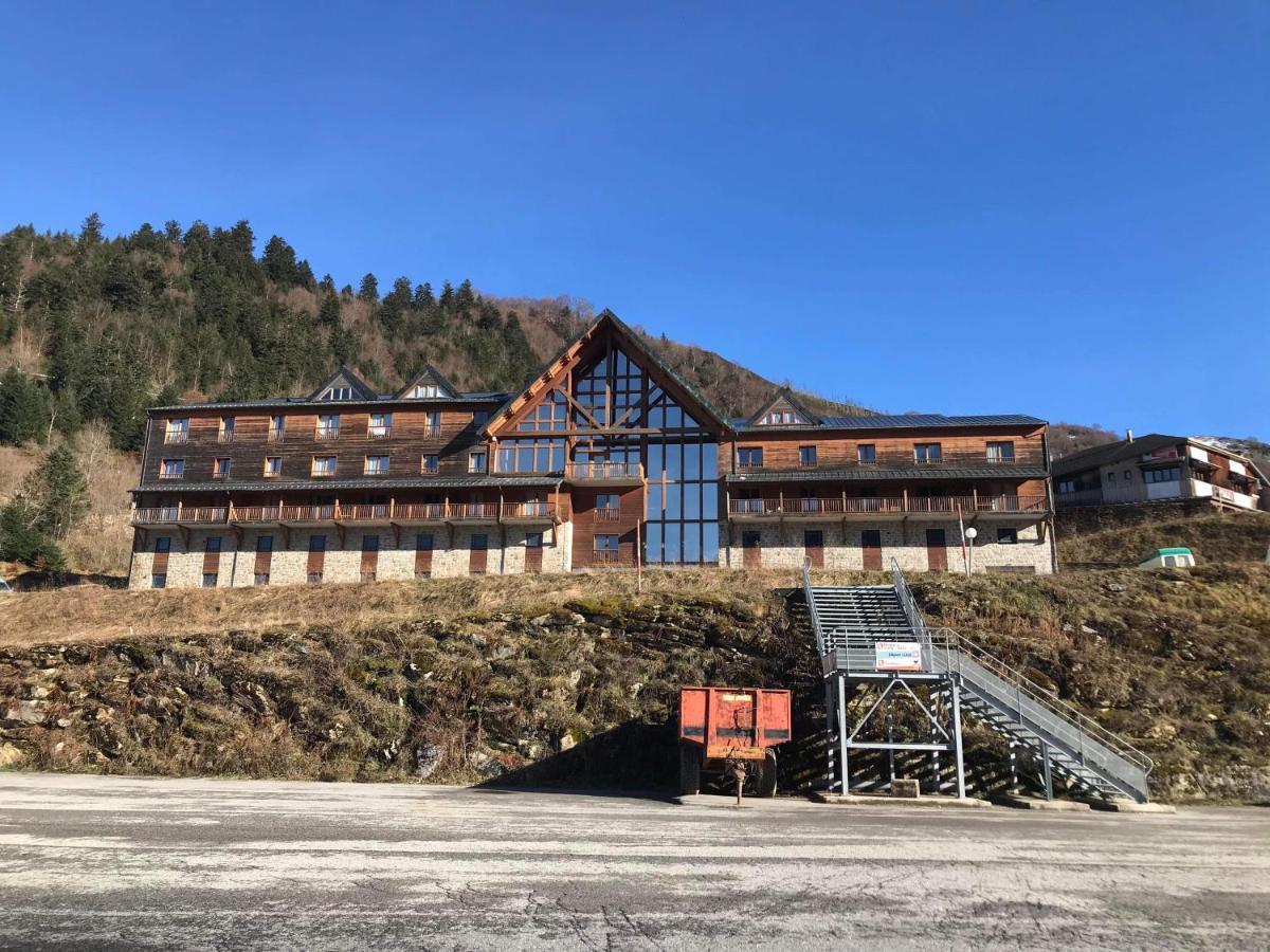 Le Fleuri Ensoleille De Guzet Appartement Ustou Buitenkant foto